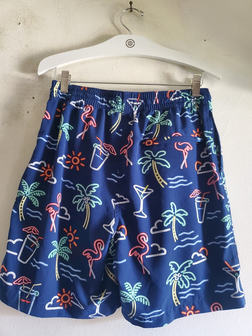 chubbies  The Neon Lights Swim Trunk Size Medium 7" Inseam. - Picture 4 of 6